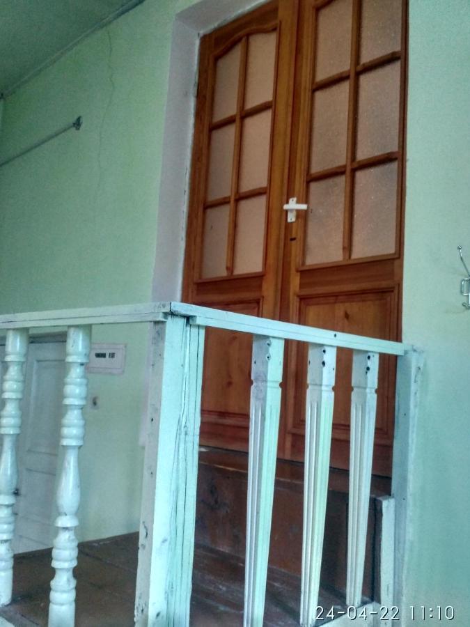 Western House Bed and Breakfast Qorowul Esterno foto