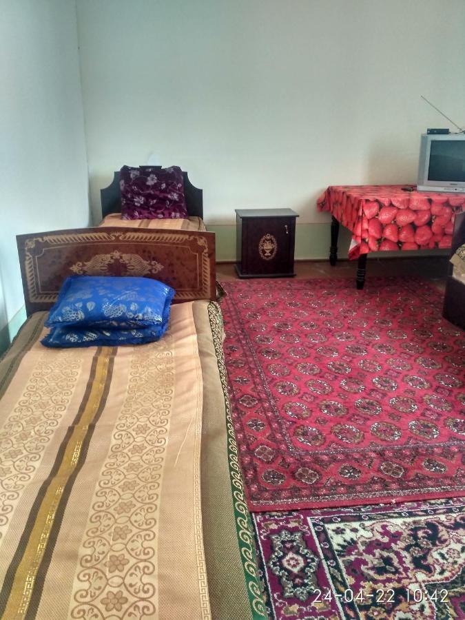 Western House Bed and Breakfast Qorowul Esterno foto