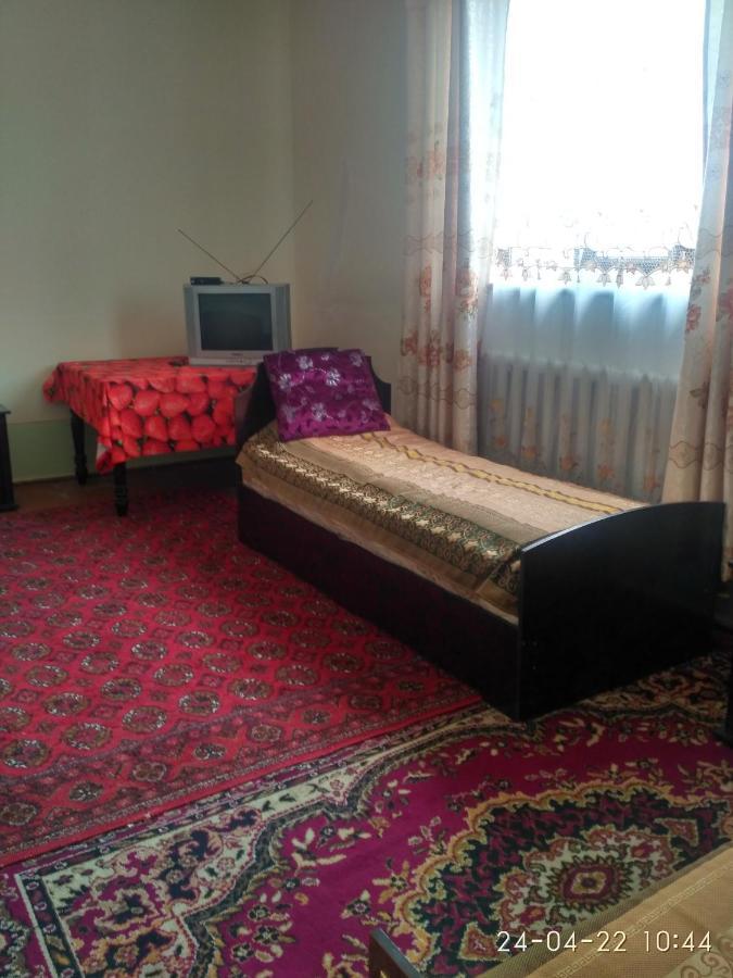 Western House Bed and Breakfast Qorowul Esterno foto