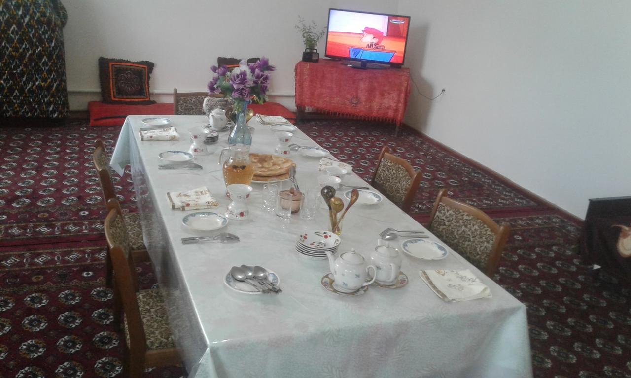 Western House Bed and Breakfast Qorowul Esterno foto